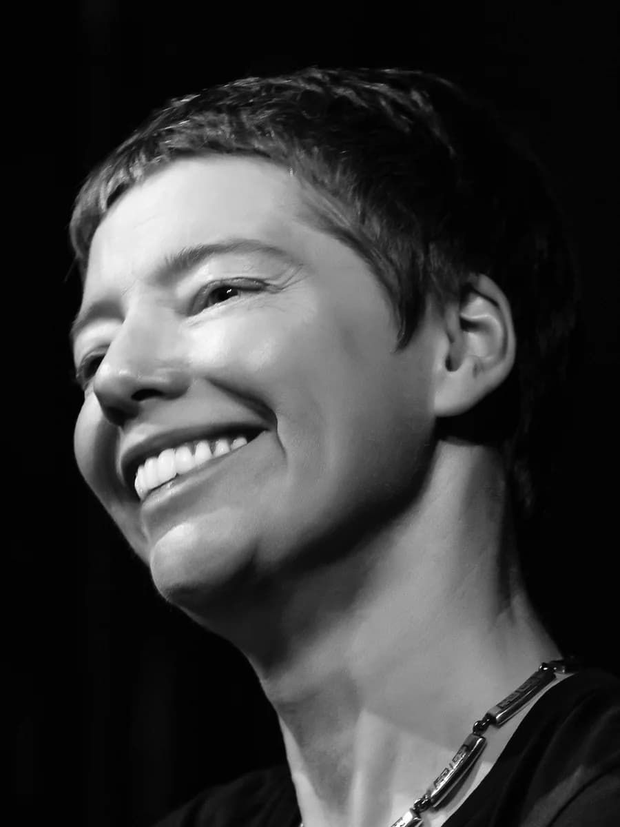 Photograph of Nicola Griffith, 2014